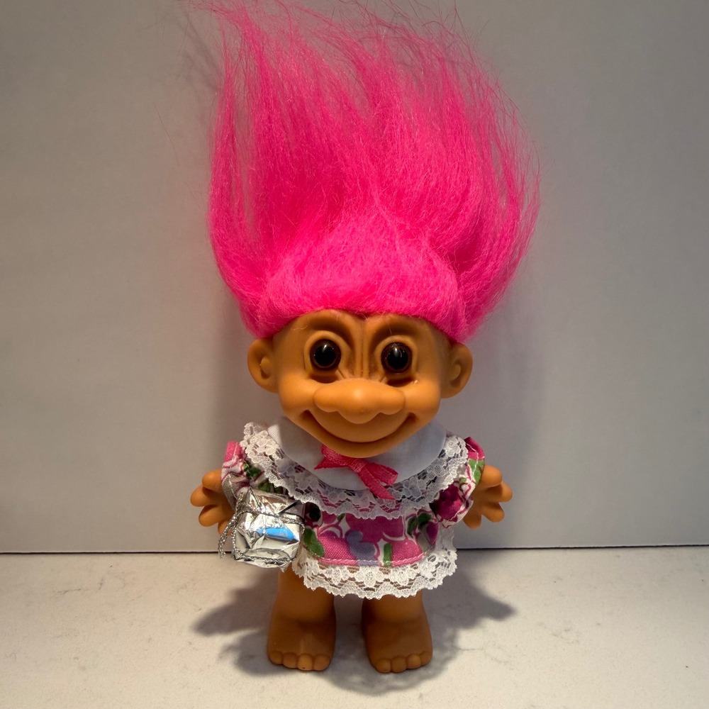 Vintage 1990 Russ Berrie Girl Troll Doll #18363 Happy Birthday Pink Hair 4 Inch